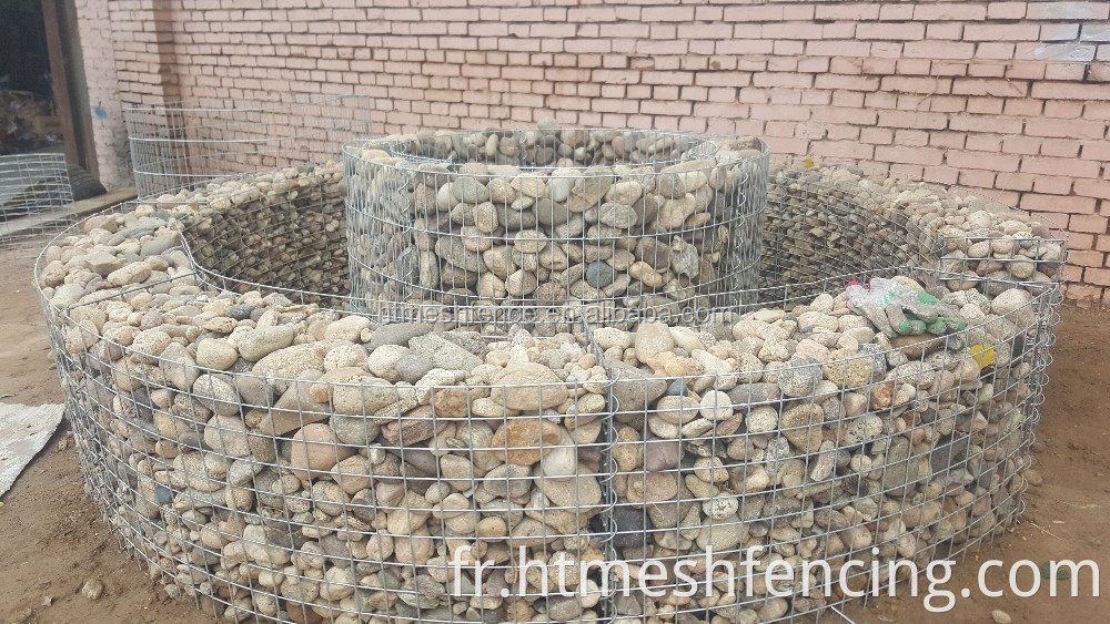 Jardin décoratif gabion avec puits de pompiers, panier de boîte à gabion soudé, clôture murale de soutènement de gabion